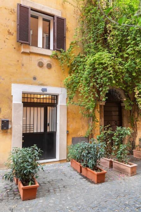 Bottega Augustea Duplex Apartment In Monti 罗马 外观 照片