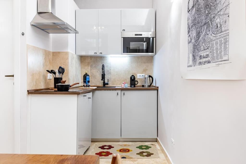 Bottega Augustea Duplex Apartment In Monti 罗马 外观 照片