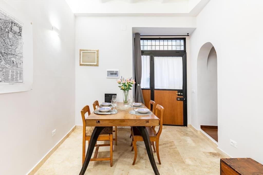 Bottega Augustea Duplex Apartment In Monti 罗马 外观 照片